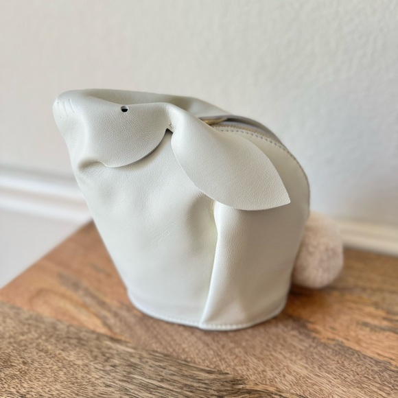 White Cream Mini Bunny Leather Crossbody Bag Fun Animal Shaped Fluffy B7/S9 - Picture 10 of 14